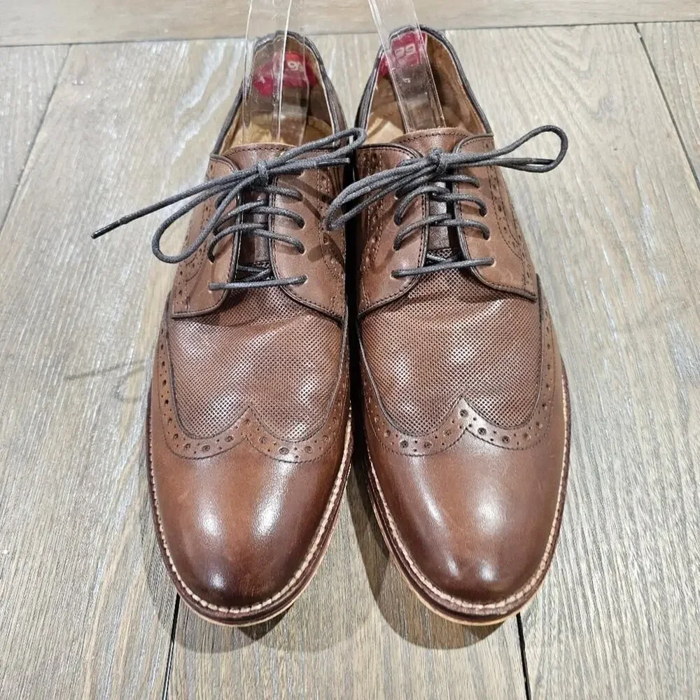 Johnston & Murphy Conard Embossed Wingtip 20-3894 Oak, Men's size 9m
